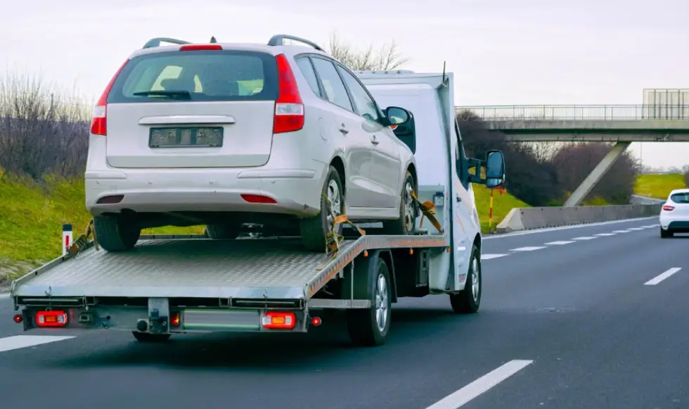 24-hour towing dispatch and roadside assistance support team